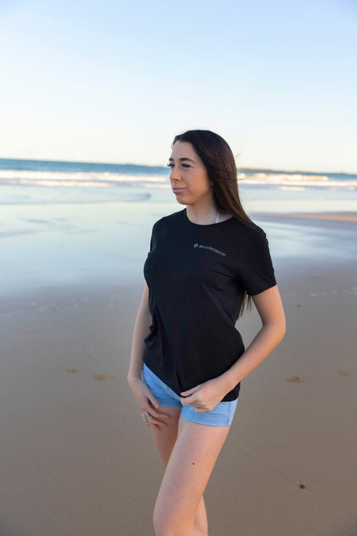 ДАМСКА ТЕНИСКА EVERYWEAR S/S STOCK - ЖЕНИ 