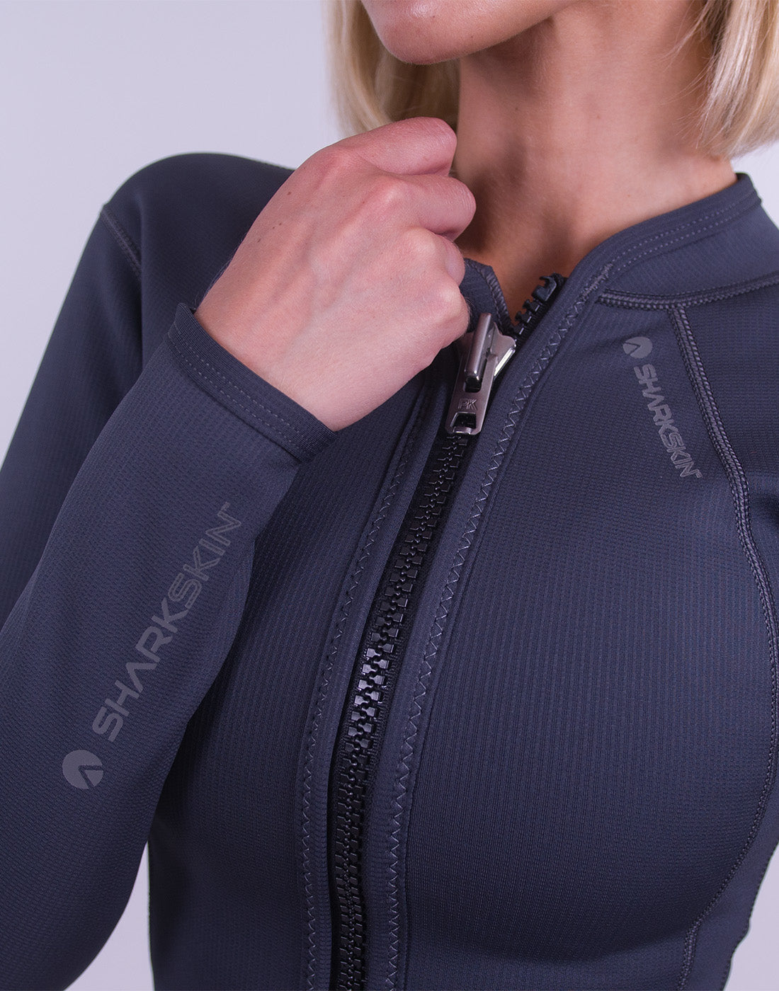 T2 CHILLPROOF LONG SLEEVE FULL ZIP TOP - WOMENS – Sharkskin Europe
