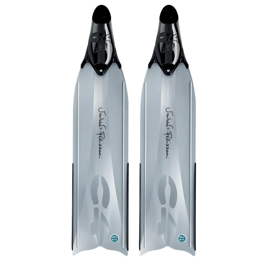 C4 freediving Umberto Pelizzari Sideral Soft freediving fins refurbished