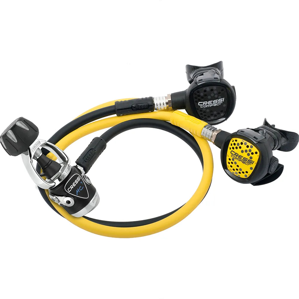 Cressi XS Compact MC9 DIN diving regulator set
